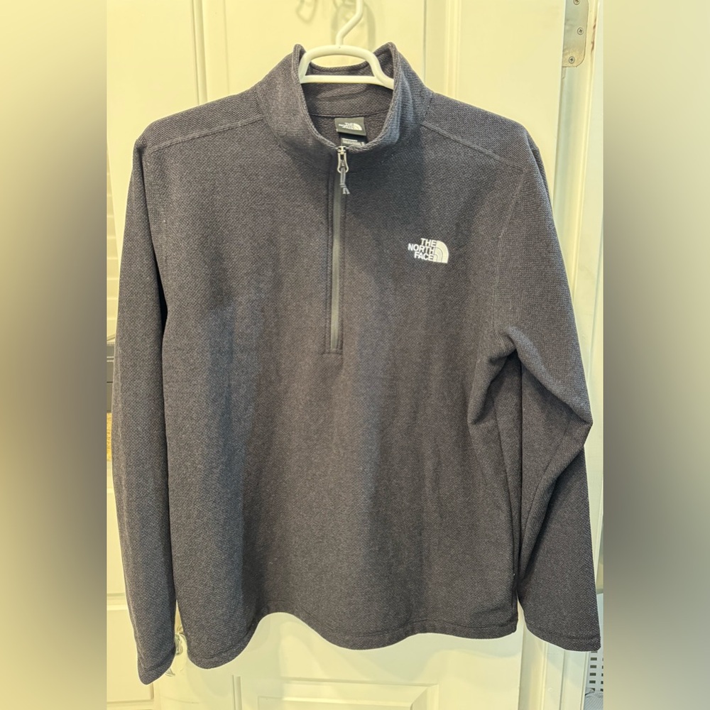 The North Face 1/4 Zip Fleece Pull Over Black Heather - Men’s size XL